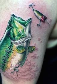 Peixe realista cor de ombreiro Patrón de tatuaxe