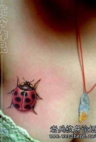 Tattoo 520 გალერეა: MM გულმკერდის შვიდი ვარსკვლავიანი ladybug tattoo ფორმის ნიმუში