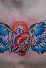 мъжки гърди готини крила сърце татуировка модел