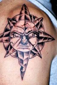 рамо камък слънце символ татуировка модел