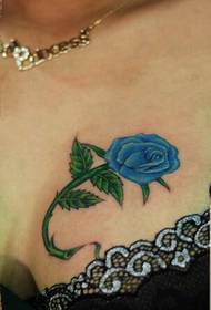 immagine di tatuaggio tatuaggio bellezza sexy solo petto bellissimo look