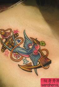 Motif de tatouage ancre couleur hirondelle