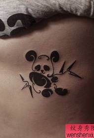 nainen lapsi rinta söpö totem panda tatuointi malli