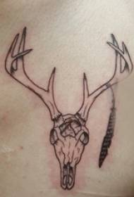 男孩的肩膀黑點刺簡單抽象線動物鹿頭骨紋身圖片