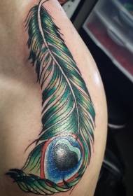 mužské rameno Tmavě zelený paví peří tetování vzor