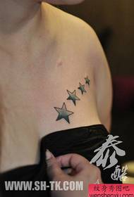 krása hrudníka populárne krásne päťcípé hviezdy tetovanie vzor