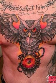 tattoo yesifuba se-owl tattoo isebenza