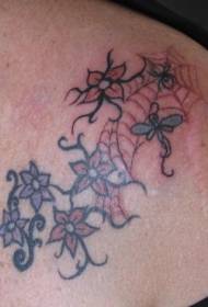 肩膀顏色的花朵和蜘蛛網紋身圖案