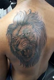 tato bahu sederhana laki-laki bahu tato singa hitam di bahu Gambar