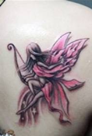 půvabné tetování roztomilý anděl vzor