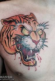 hrudníku barevné školy tygr hlavy tetování vzor