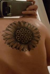 sunflower tattoo larawan batang babae sa balikat itim na kulay ng sunog na larawan ng tattoo