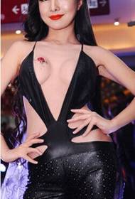 star Li Wei dibdib maganda sexy rose tattoo figure