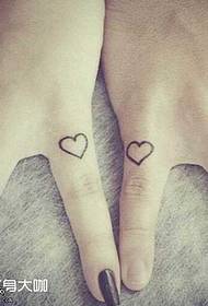 Tattoo patroon vir klein liefde vir vinger