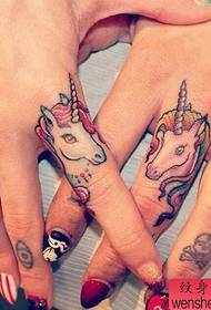 Te whakaatu tattoo, tohu i te mowhiti unicorn maihao