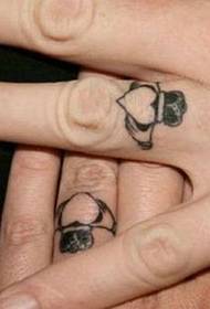 Personality simple tattoo pattern
