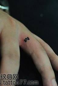 Vinger kleine letter tattoo patroon