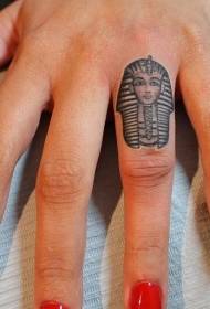 Ägyptisches Pharaomasken-Tätowierungsmuster des Fingers
