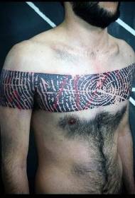 Nevjerojatan crni uzorak tetovaže prsa i ramena na prsima