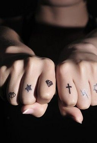 Dwèt kreyatif travay pèsonalite tatoo