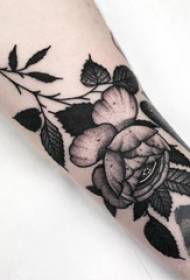 Rose Tattoo Illustratioun Meedchen Aarm op schwaarz rose Tattoo Bild