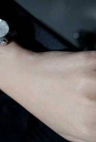 Prst milují tetování vzor