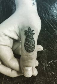 Finger swart en wyt lytse ananas tatoetmuster