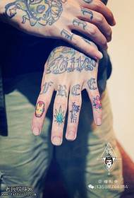 Mtindo wa tattoo ya doodle ya Ulaya na Amerika