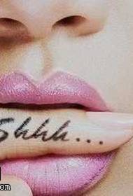 Teste padrão inglês sexy do tatuagem do dedo