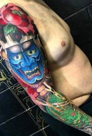 Lengan tattoo gambar budak lalaki dina panangan naga sareng prajna gambar tato