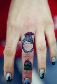 Finger tecknad sköldpadds tatuering mönster bild