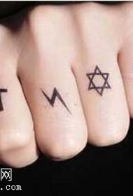 Ang sariwang daliri sa lahat ng mga uri ng mga pattern ng tattoo