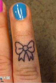 Finger uta tattoo maitiro