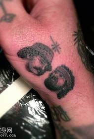 European thiab Asmeskas cov qauv duab portrait tattoos