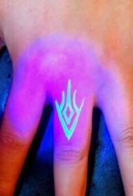 Klenge Totem fluorescerende Tattoo