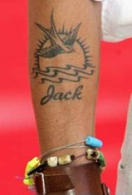 Stella di tatuaggi internaziunali Johnny Depp Arms Bird è Sun Tattoo Picture