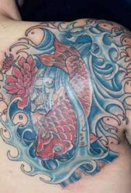 Patrón de tatuaje de loto de espalda y peces koi