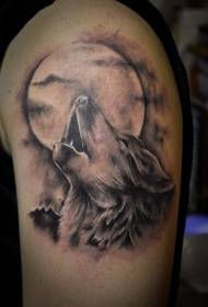 рамо кафеава шема на волчињата Полус и тетоважа на месечината
