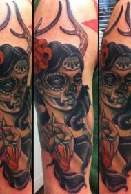 igxalaba elitsha lesitayile umbala wesetyhini kunye neepateni ze-angular tattoo