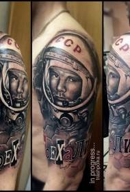 ώμος νέο σχολικό στυλ αστροναύτης πορτρέτο τατουάζ