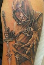 assassin réadúil ghualainn agus patrún tattoo claíomh