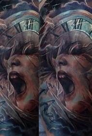 váll színű horror stílusú régi óra sikoltozó nő tetoválás