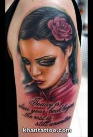 pirja e duhanit me ngjyra model i tatuazhit të portretit femëror