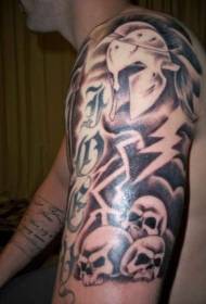 На рамену смеђи шпартан ратнички узорак тетоваже