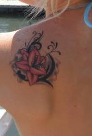 Female shoulder color poppies tattoo picture