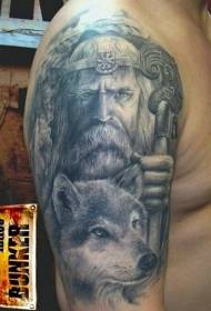плече чорний сірий старий з малюнком татуювання вовка