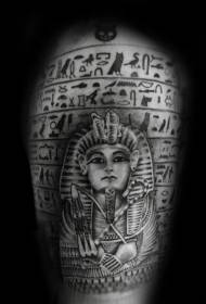 modeli i zi i shpatullave të bukura të modelit të tatuazhit egjiptian