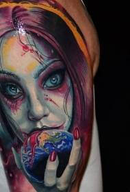 肩の色ホラースタイル注文不気味な吸血鬼の女性のタトゥー
