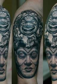 model de tatuaj statuie antică neagră gri de piatră