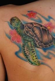 Schouderkleur bloem en schildpad tattoo patroon